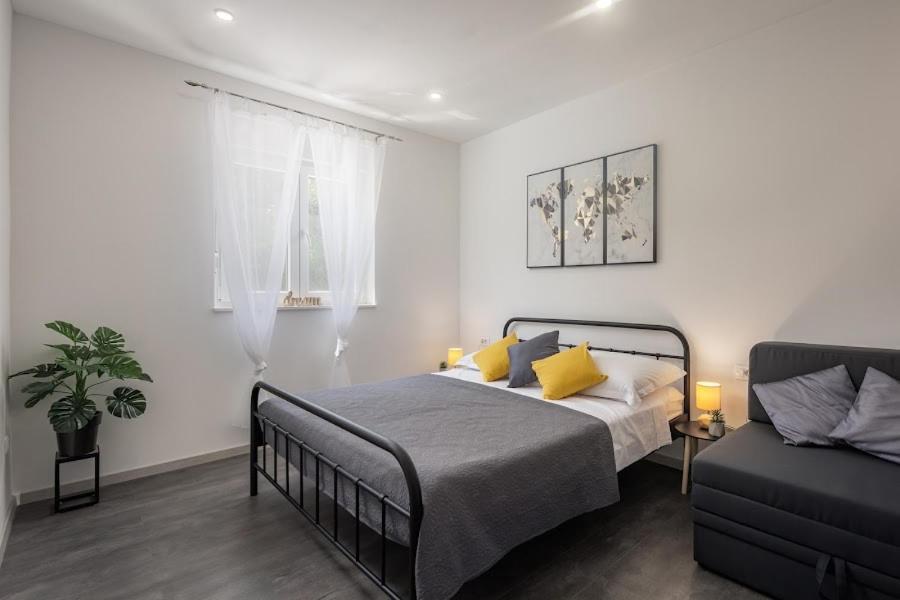 Apartman Avila มารีนา ภายนอก รูปภาพ