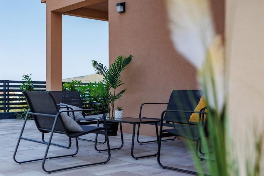 Apartman Avila มารีนา ภายนอก รูปภาพ